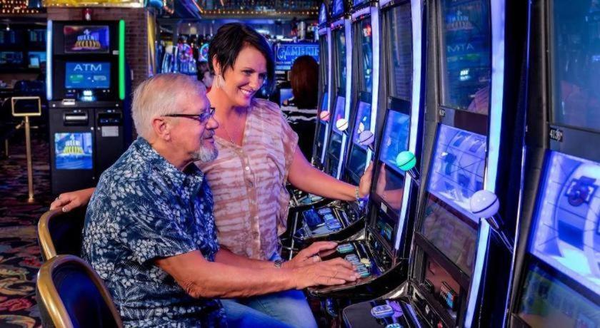לאס וגאס Four Queens Hotel And Casino מראה חיצוני תמונה